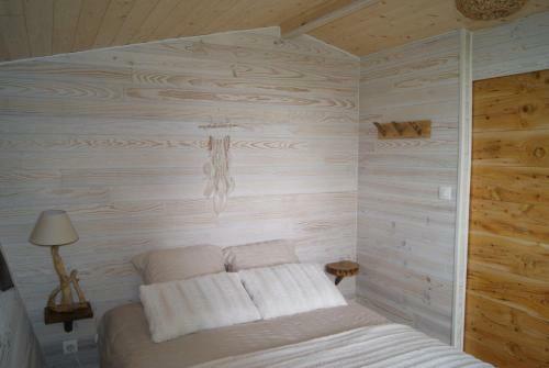 Bed & Breakfast Les Cabanes de Gros Bois