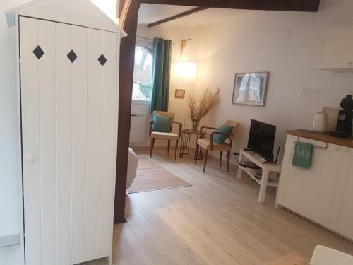 Hostal Ambition Zen Presles