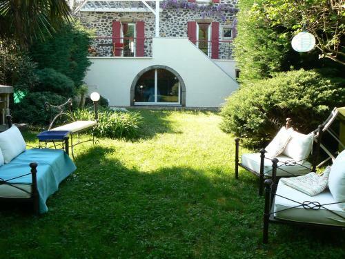 Bed & Breakfast Chambres D'h�tes Le Logis Du Roy