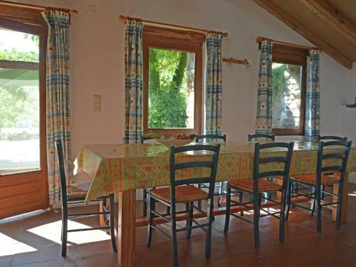 Comfortable Villa In Prunet-et-belpuig With Terrace
