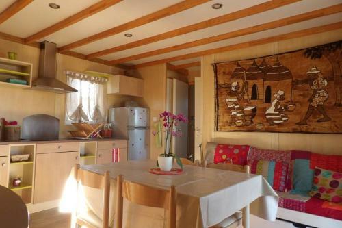 Ch�let Dans Parc de Loisirs 5 �toiles
