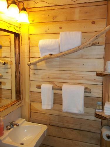 The Cedaredge Lodge
