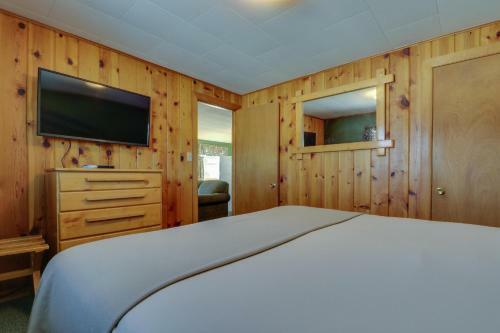 Foothills Lodge And Cabins