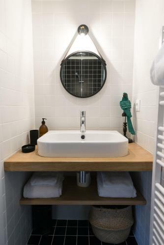 Hostal La Maison Deveney Mars