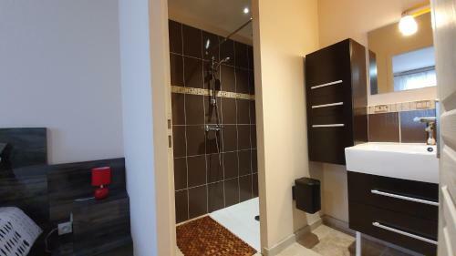 Hostal Domaine Du Cardou