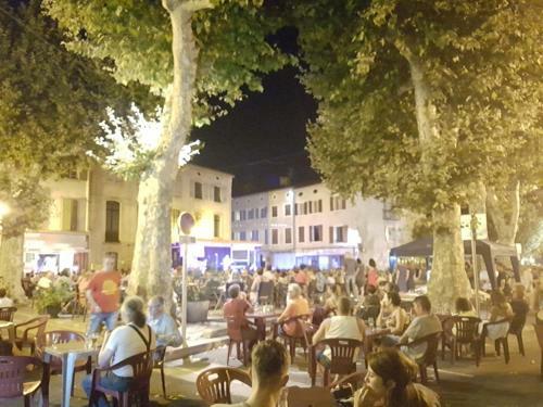 Bed & Breakfast Mountain View Townhouse Quillan