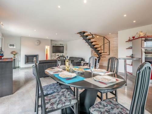 Holiday Home Maison Du Port de P�che