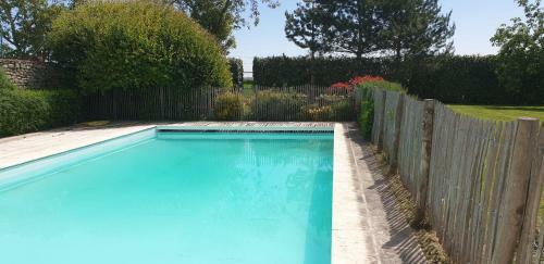 Le Convivial - Paisible Propri�t� Proche Parischartres