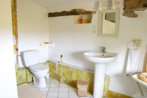 Bed & Breakfast Domaine de Marlas - Chambres D'h�tes