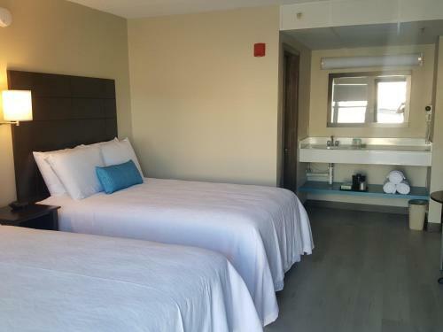 Sea Esta Motel 4