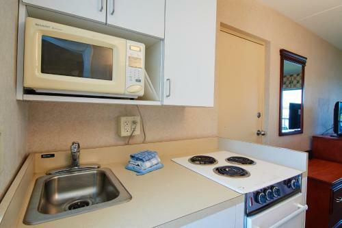 Bay Resort Motel