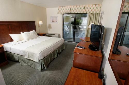 Bay Resort Motel