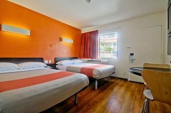 Motel 6 Dania Beach