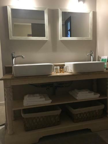 Hostal La Bastide Des Songes - Demeure D'h�tes
