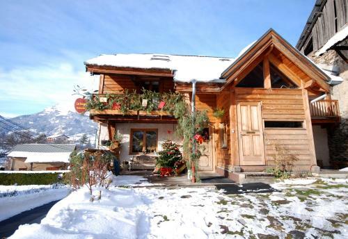 Hostal La Source