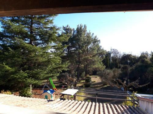 Bed & Breakfast Chambres D'h�tes Dans La Campagne de Rognes