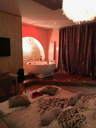 Bed & Breakfast Manoir Aux Trois Charmes