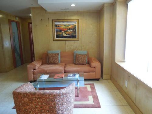 Hotel The Eldon Luxury Suites