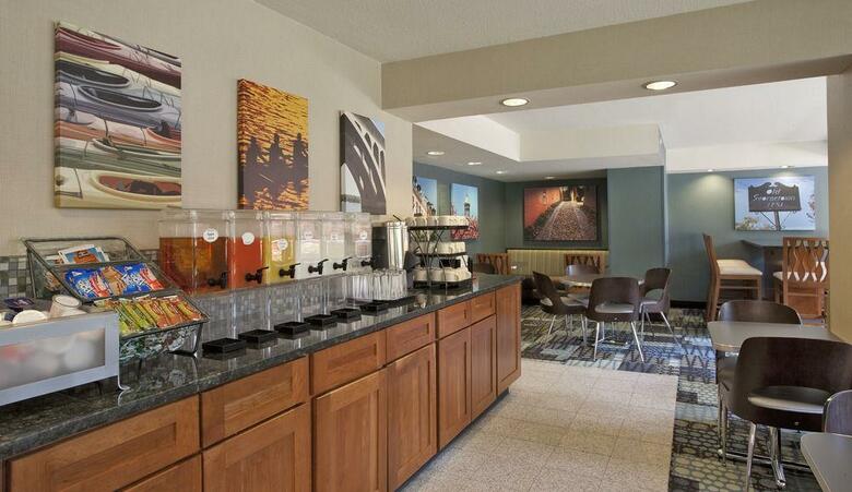 Hotel Georgetown Suites Harbour