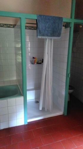 Bed & Breakfast Chambre D'h�tes Le Rougeyras
