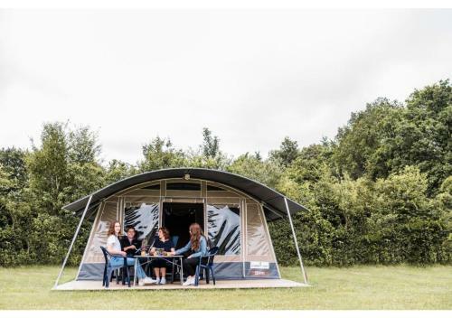 Country Camp Camping Le� Suves