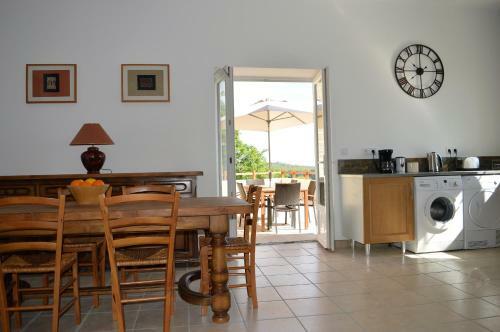 Aux Volets Bleus Chez Mark & Sylvie