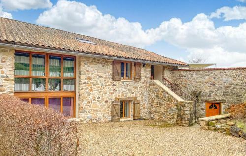 Stunning Home In Roussines With Wifi And 3 Bedrooms