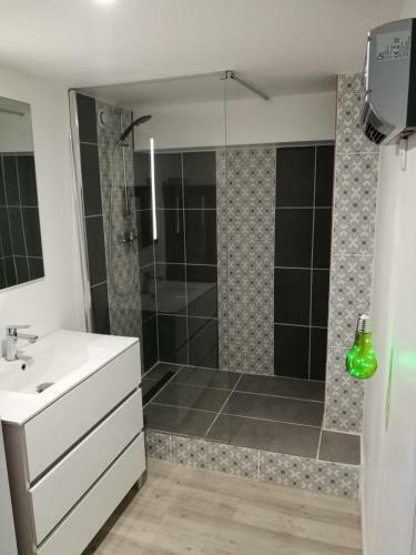 Maison Au Calme Climatis�e Avec Spa de Mai � Fin Octobre