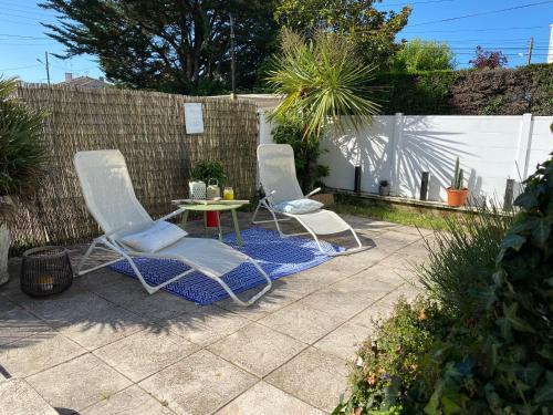 Apartamento T2 Proche Plages Avec Jardin - Wifi & Parking
