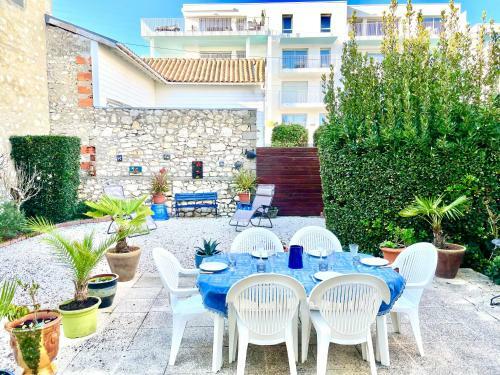 Agr�able Maison de Ville Avec Cour Royan Centre