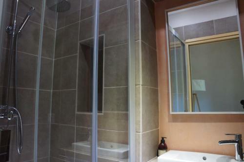 Hostal Parenth�se En Luberon