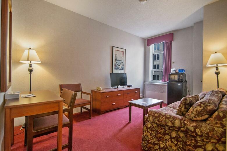 Hotel Harrington