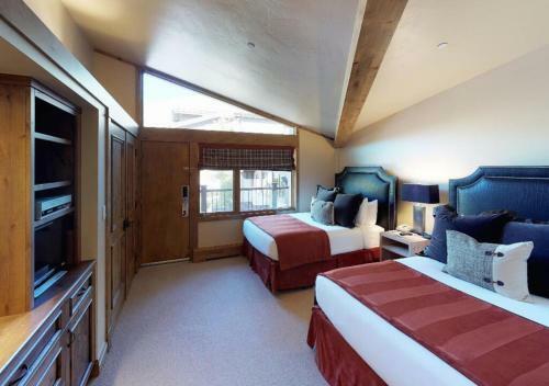 Manor Vail Lodge