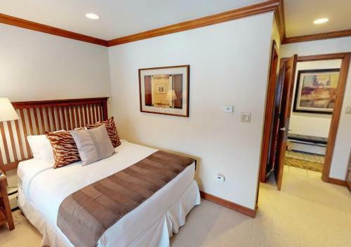 Manor Vail Lodge