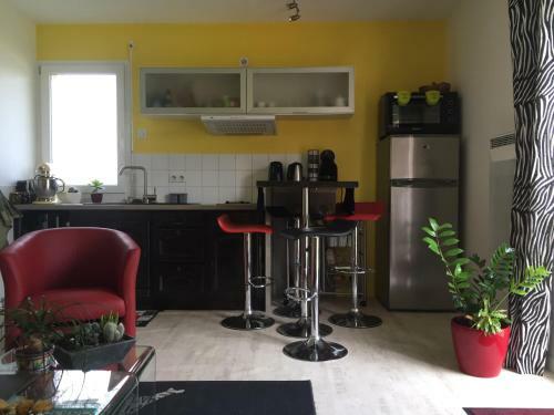 Maison � La Campagne � 2km Du Circuit de Bresse