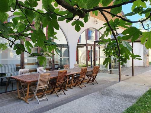 Hostal Gite Les Arches