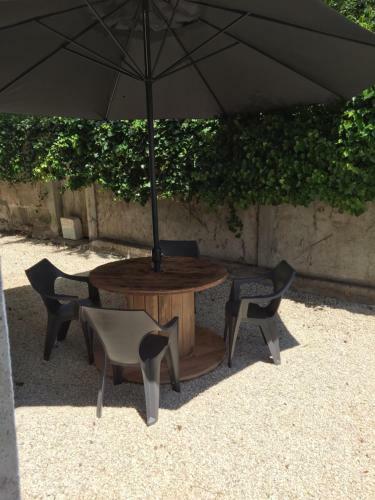 Apartamento Appartement Cour Ancienne Abbaye