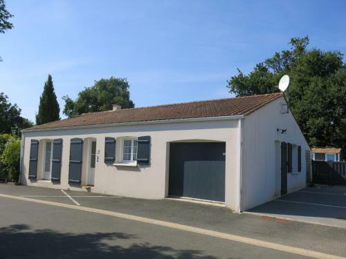 Holiday Home Aux 3 C�pages