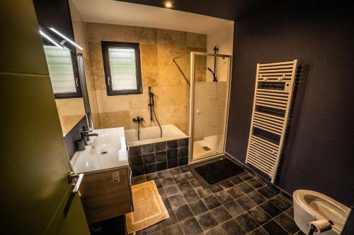 Villa Piscine Miroir Jacuzzi