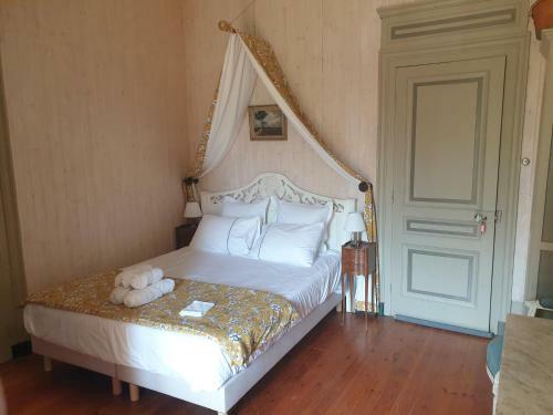Bed & Breakfast Ch�teau de Saint Bonnet Les Oules