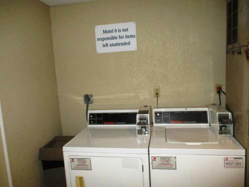Hotel Motel 6