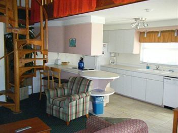 Posada Sun Deck Inn & Suites