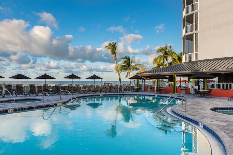 Hotel Diamond Head Beach Resort