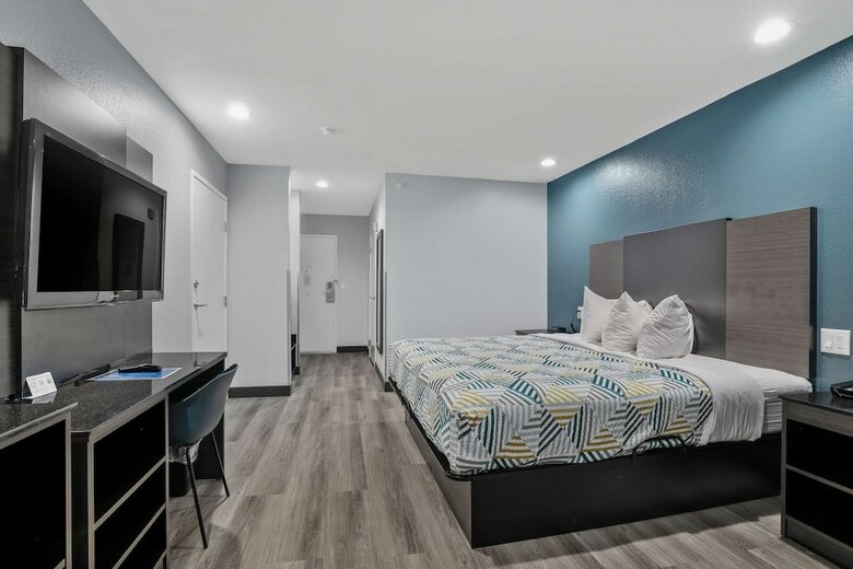 Hotel Red Lion Inn & Suites Perris