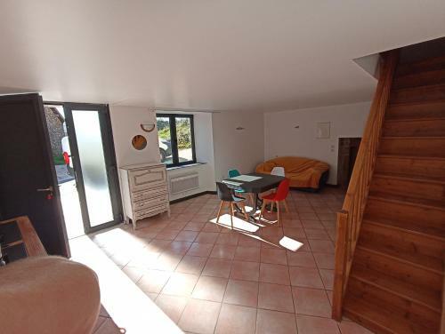 G�tes De La Glaci�re