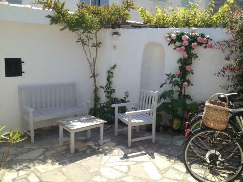 Maison de Village En 2 Parties