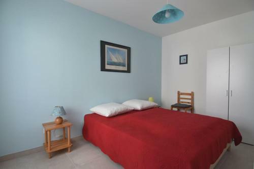 Villa R�cente Beaucoup de Charme Et Piscine