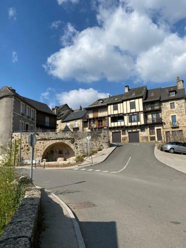 Hostal Au Pont D?olt