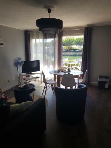 Apartamentos Marina Village