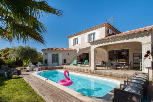 Villa Deidi�re 6pers/piscine/p�tanque/clim